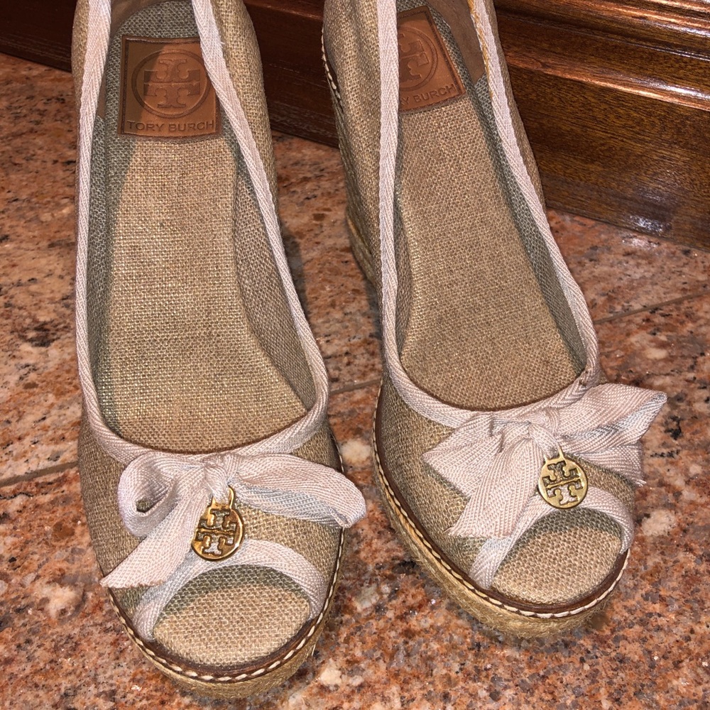 BRAND NEW‼️ Tory Burch Wedges